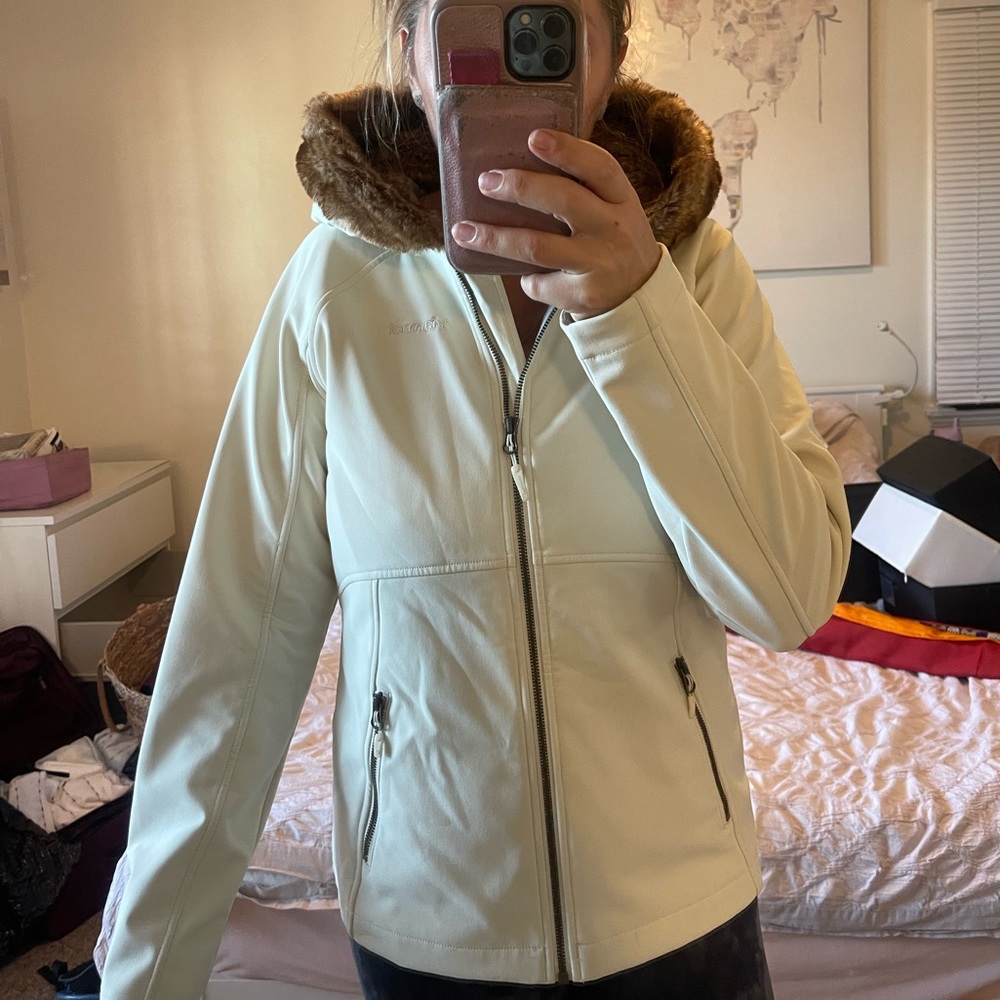 Marmot M fur lined hooded Brand New